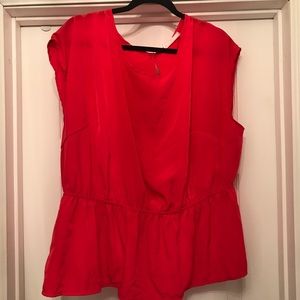 Red short sleeve top